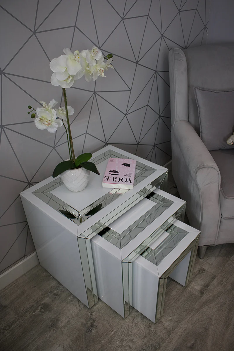 Bianco Nest of Tables - Image 3